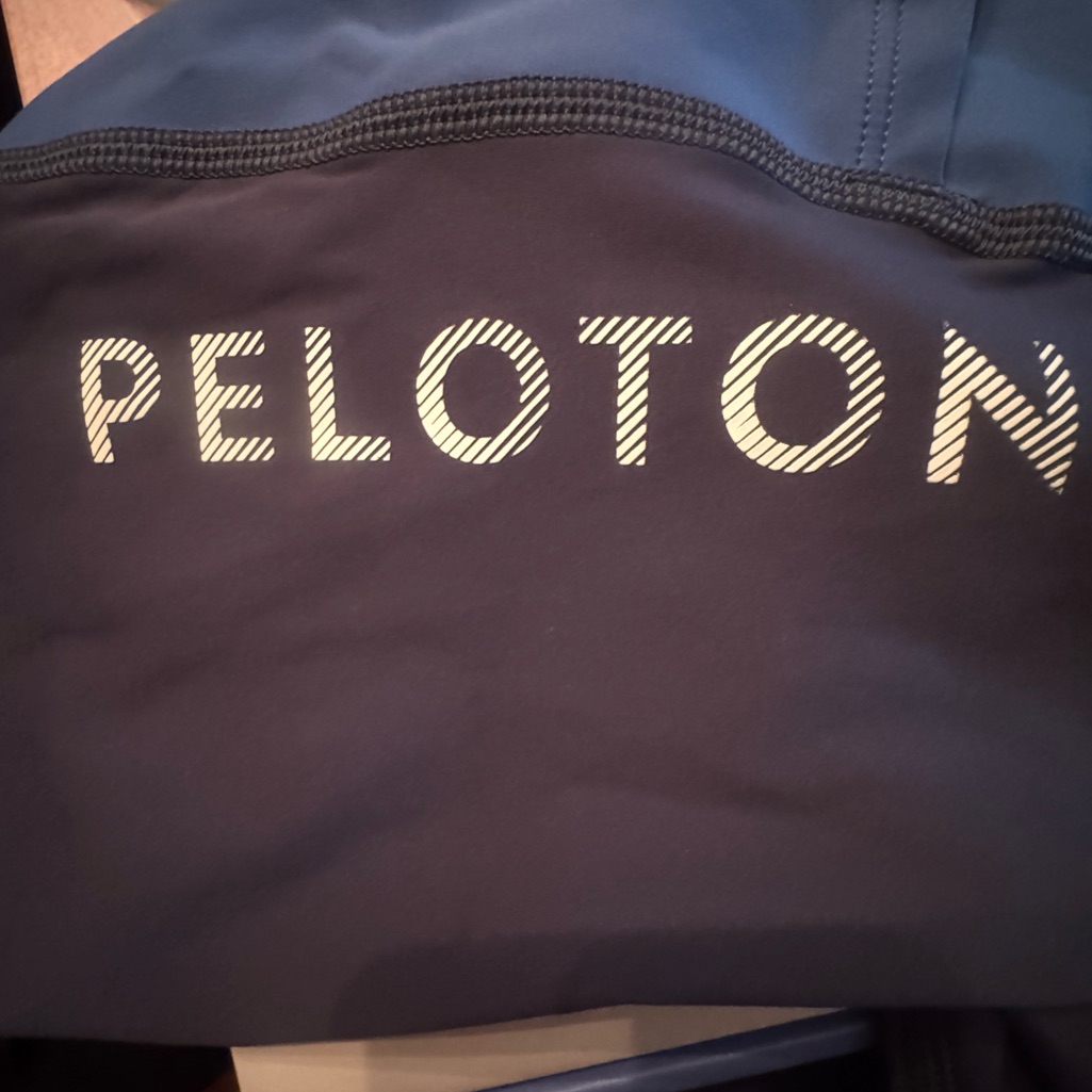 Peloton Essential Tulip Hem Leggings Size Small — image 5 of 5